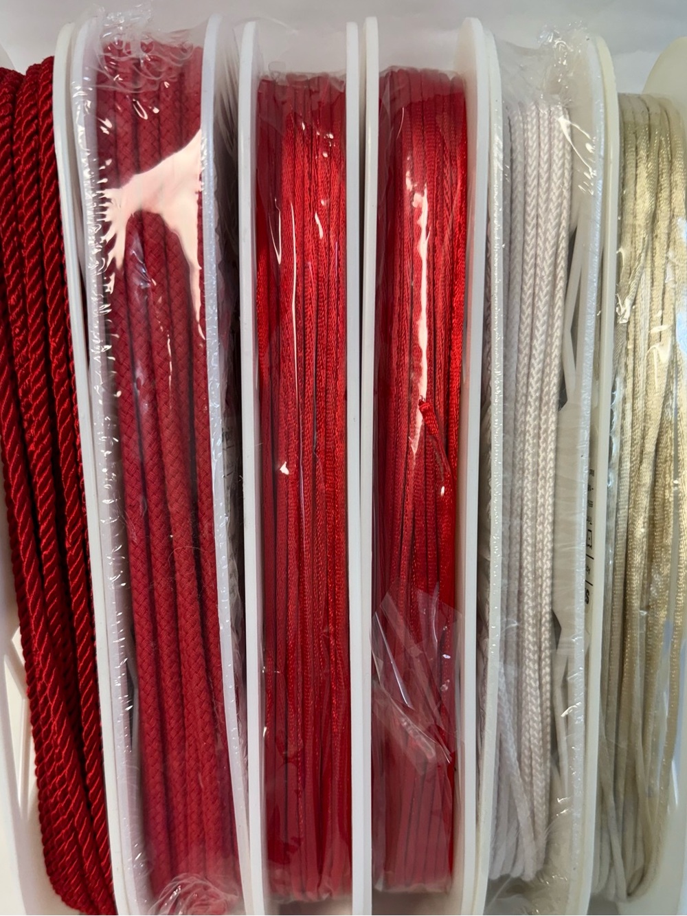SIMPLICITY Six Decorative Cord Trim Spools NWT